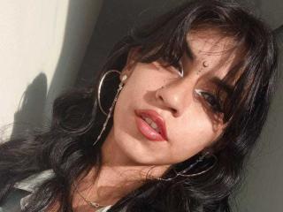 BellaPoison - Live sex cam - 27579535