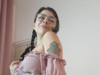 AnntonellaWatson - Live Sex Cam - 27582881