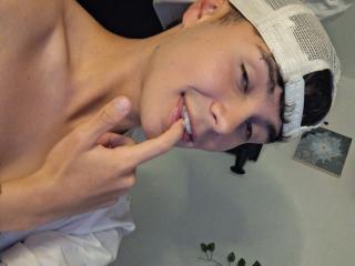 Crushnier - Live porn &amp; sex cam - 27585163