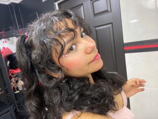 JuliaBennett - Live Sex Cam - 27586164