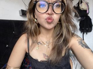 JulietaAckermanx - Live porn &amp; sex cam - 27587739