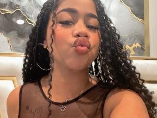 Ver a ficha detalhada de SofiFoxy69