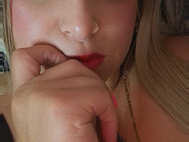 AlessadraJones - Live porn &amp; sex cam - 27588446