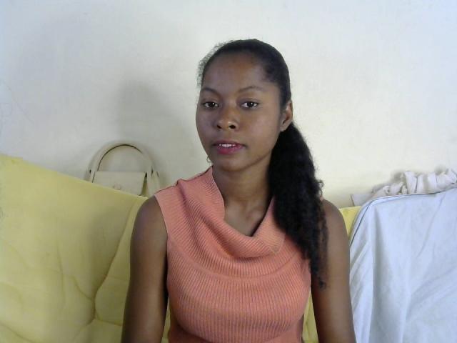 LuanneHot - Sexe cam en vivo - 27596503