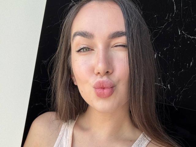 AraiaSheri - Live sex cam - 27599667