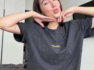 AraiaSheri - Live sex cam - 27599695