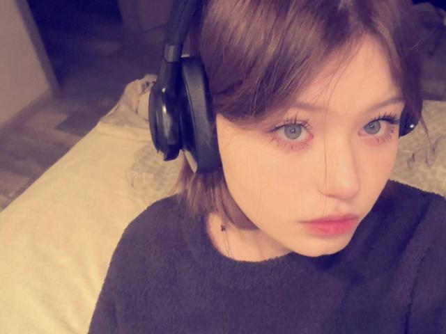 NikolKitt - сексуальная веб-камера в реальном времени - 27600962