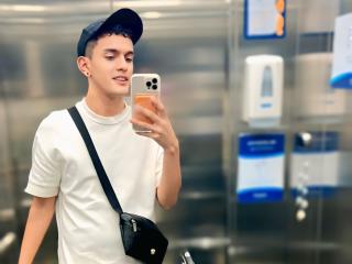KingThoring - Live porn &amp; sex cam - 27601704