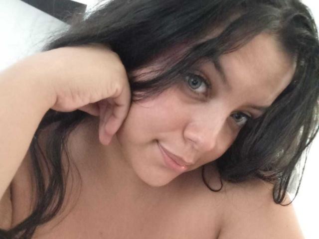 KonyBella - Live porn &amp; sex cam - 27604259