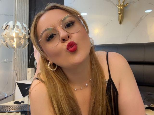 LaurenSpitz - Live porn &amp; sex cam - 27606415