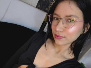 SophieDelaney - Live porn &amp; sex cam - 27607521