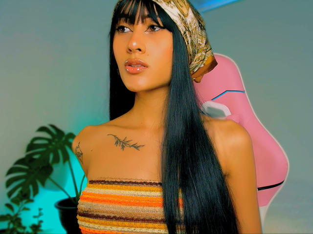 HarleyRoods - Live porn &amp; sex cam - 27608396