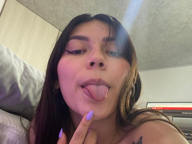 SophiaMarx - Live porn &amp; sex cam - 27610545