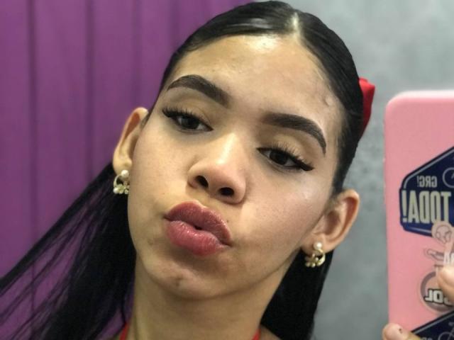 EmaGarces - Live porn &amp; sex cam - 27611476