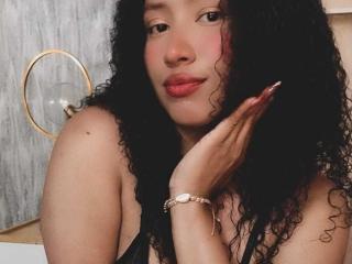 KarinaLovey - Live sex cam - 27617027