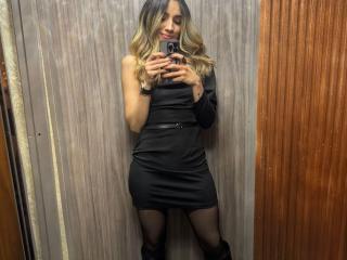 AdharaCooperr - Live porn &amp; sex cam - 27617363