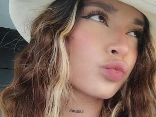 KateZoe - Live porn &amp; sex cam - 27622417