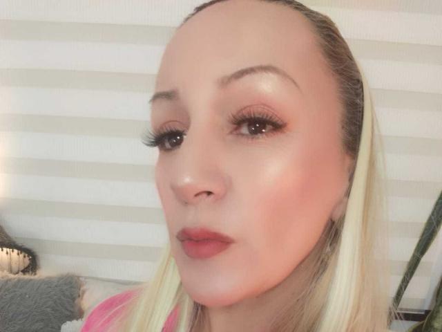 SammyDesire - Sexe cam en vivo - 27629669