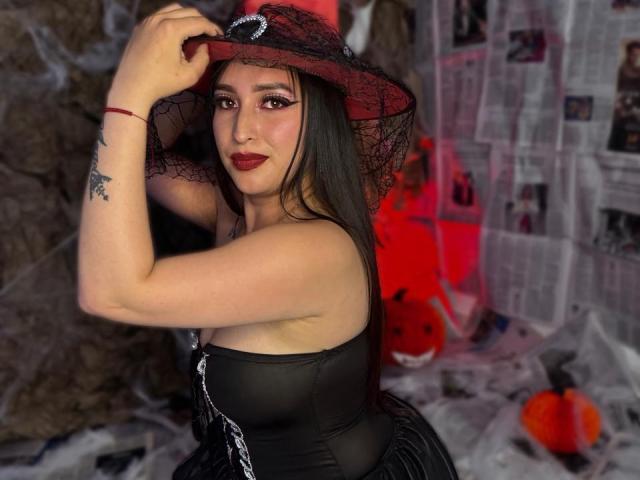 Chloey69 - Porno na żywo i seks kamera - 27631258