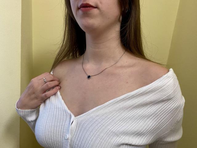 Nesie - Live porn &amp; sex cam - 27632140