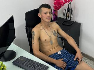 Ver a ficha detalhada de  SasusKee