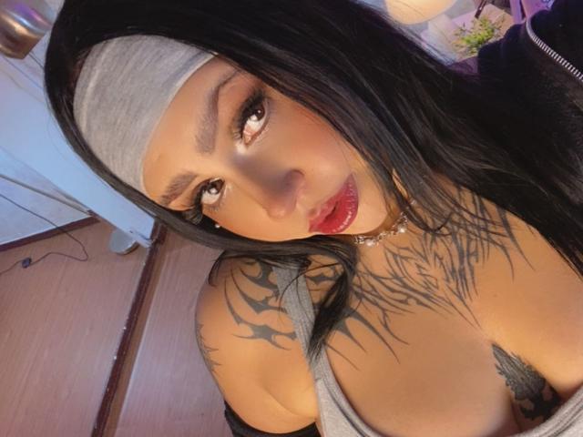 EmmaMyles - Live porn &amp; sex cam - 27640505