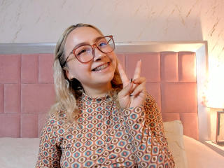 AlanaLeBlanc - Live porn &amp; sex cam - 27642318