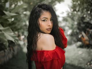 Xem hồ sơ đầy đủ của EmilyVv
