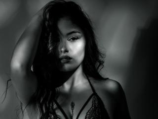 Xem hồ sơ đầy đủ của EmilyVv