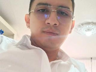 TerryHawttin - Live porn &amp; sex cam - 27644810