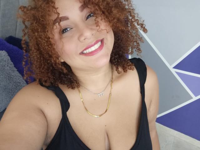 YeraCarey - Live porn &amp; sex cam - 27647708