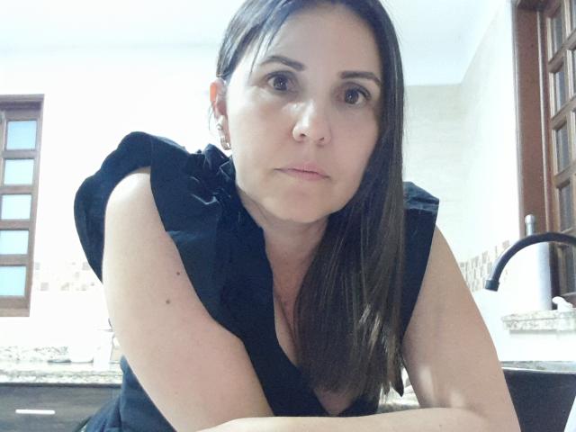 AdelaShery - Live porn &amp; sex cam - 27650074