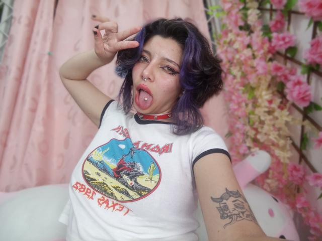 AluDamn - Élő pornó és szexkamera - 27651586