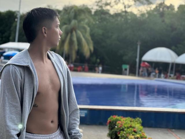 EdwinBlaze - Live sexe cam - 27651663