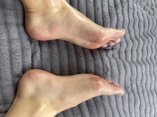 Xem hồ sơ đầy đủ của SophieAndWhtney