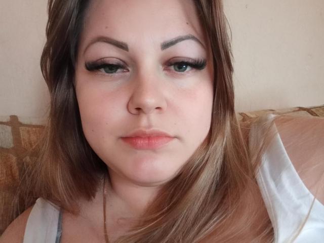 SugaryInna - Live sex cam - 27664431