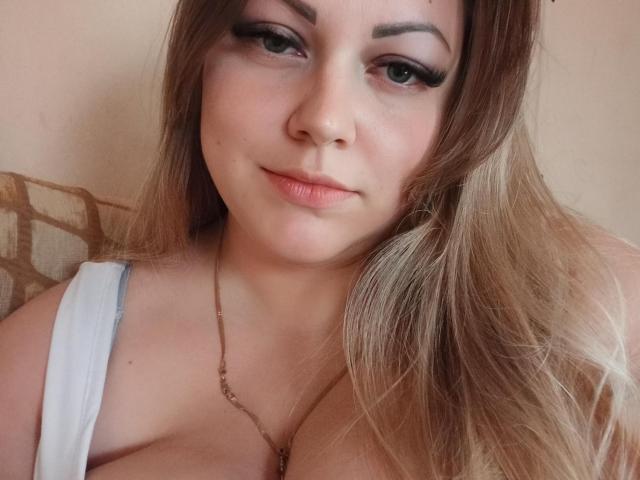 SugaryInna - Sexe cam en vivo - 27664501