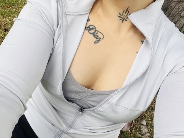 SujannaVarma - Sexe cam en vivo - 27666720