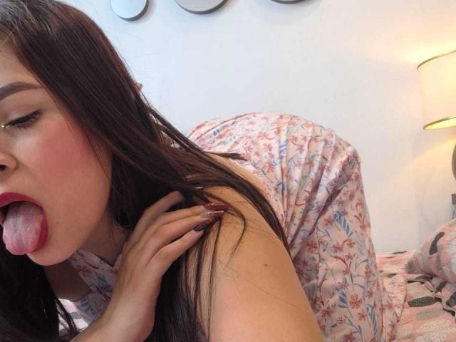 ShantalaKrisha - Live sex cam - 27668652