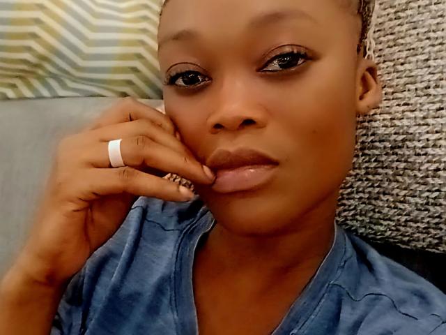 Malaika-hot - сексуальная веб-камера в реальном времени - 27669569