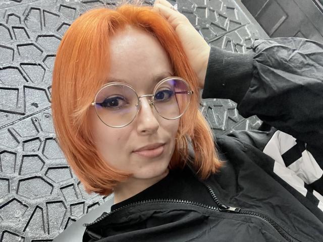 SarahRousen - פורנו בשידור חי ומצלמת סקס - 27670829