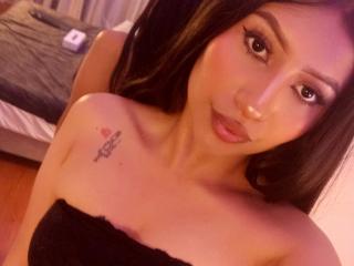 ZarayWhitmore - Live porn &amp; sex cam - 27674266