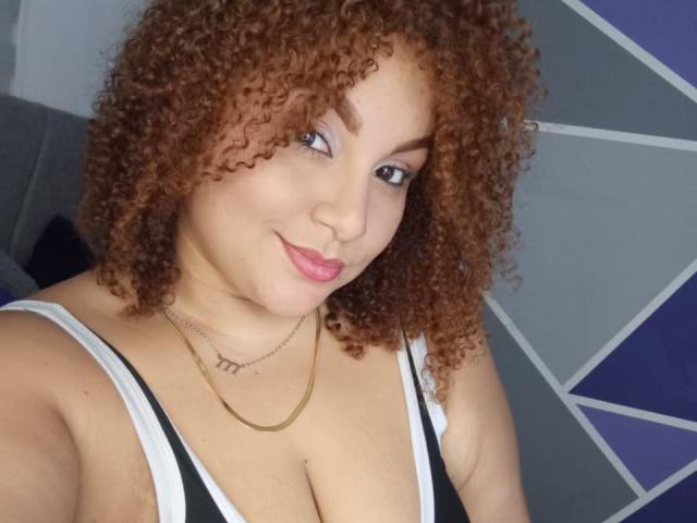 YeraCarey - Live porn &amp; sex cam - 27675911