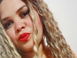 CloeHot - Live sex cam - 27676856