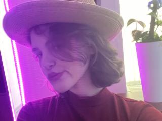 LariElla - сексуальная веб-камера в реальном времени - 27681602