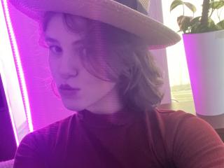 LariElla - сексуальная веб-камера в реальном времени - 27681609