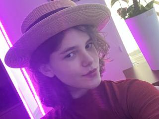 LariElla - Live porn &amp; sex cam - 27681623