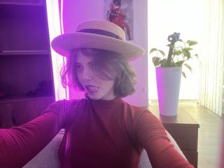 LariElla - сексуальная веб-камера в реальном времени - 27681644