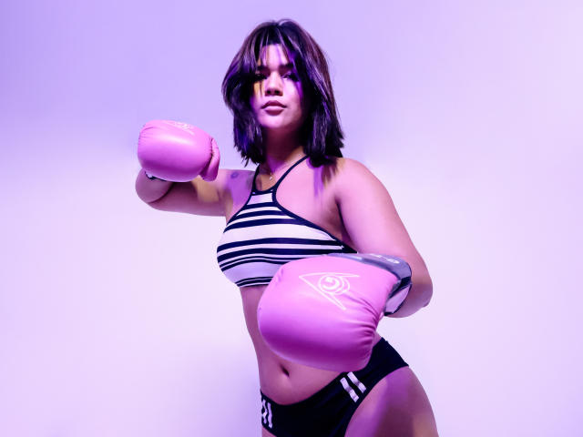 ScarlletZhen - Live porn &amp; sex cam - 27682631