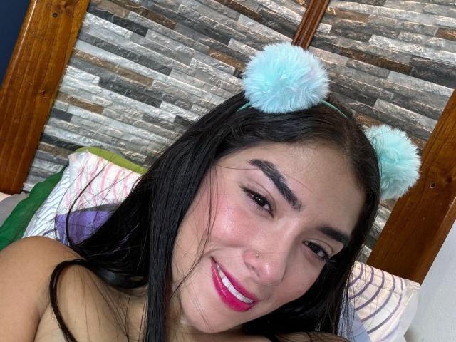 SharonKlart - Porno na żywo i seks kamera - 27682897